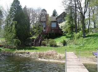 719 Amy Belle Lake Rd, Hubertus, WI 53033