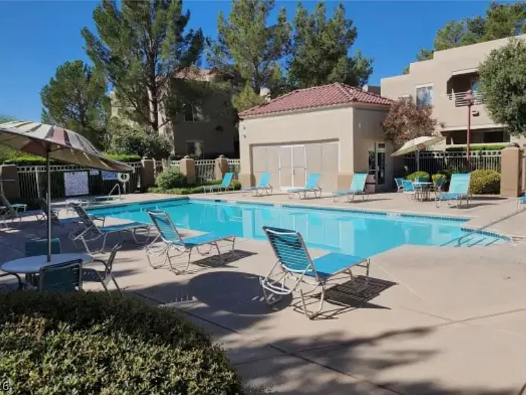 1900 Villa Palms Ct #103 — Photo 15