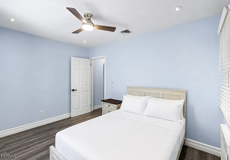 140 N Farview Ave — Photo 15