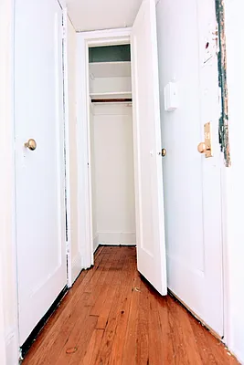 Rented by Voro, LLC | media 16