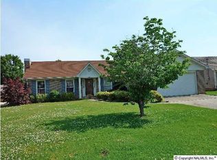 607 Leslie St SW, Decatur, AL 35603