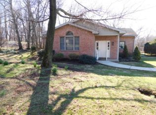 2526 Hill Rd, Reading, PA 19606