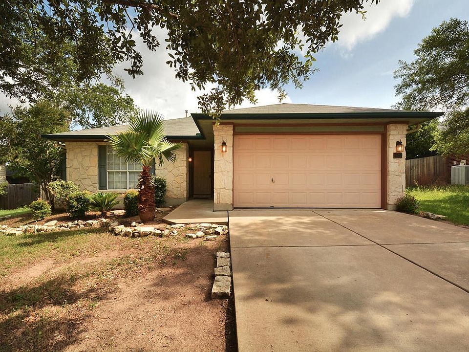 1st image of 1022 Leah Ln