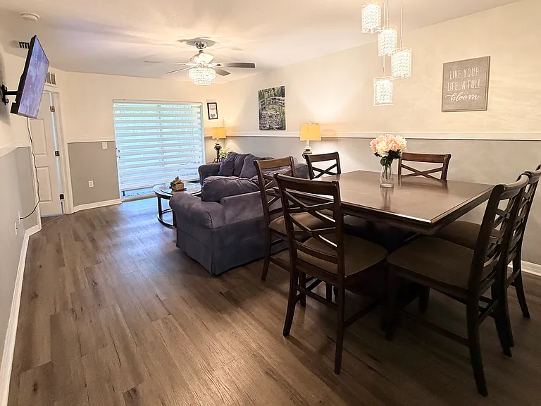 2810 Club Cortile Cir #A — Photo 3