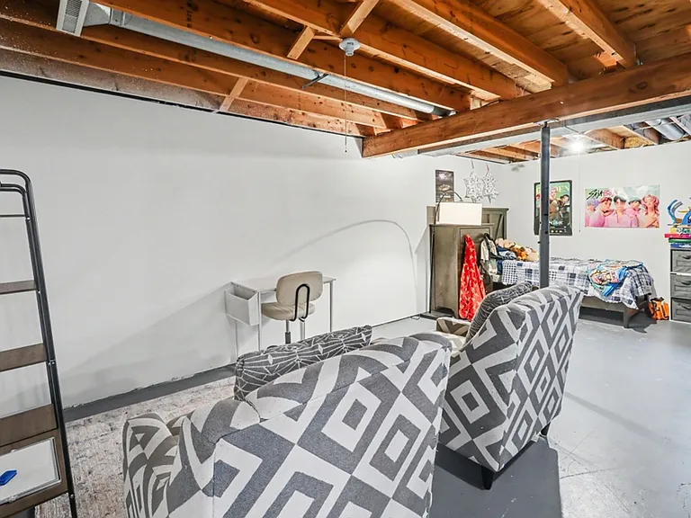 70 Brook Cir — Photo 10