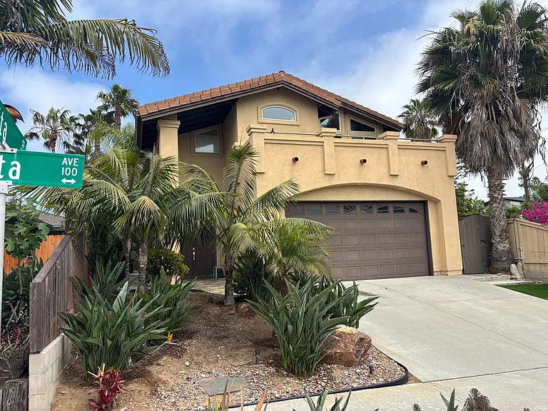 133 La Veta Ave — Photo 1