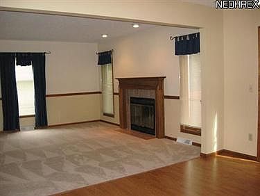 3rd image of 803 Quail Hollow Cir