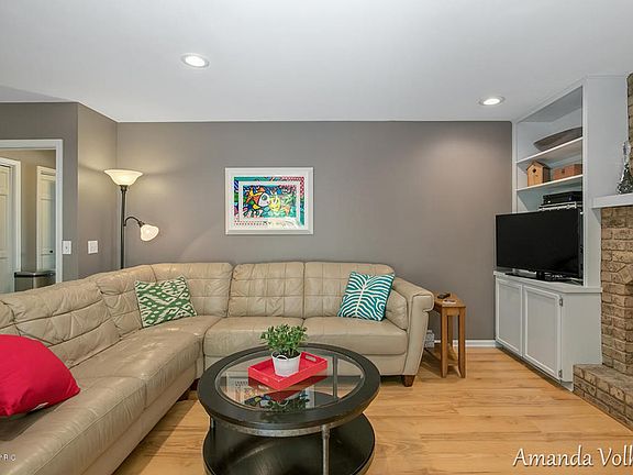 5th image of 5052 Chableau Dr SW
