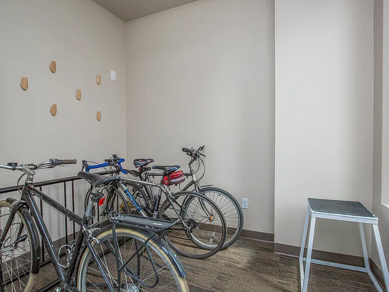 Campus Lofts — Photo 13