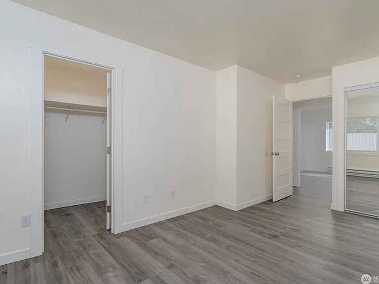 309 W Highland Ave #G — Photo 4