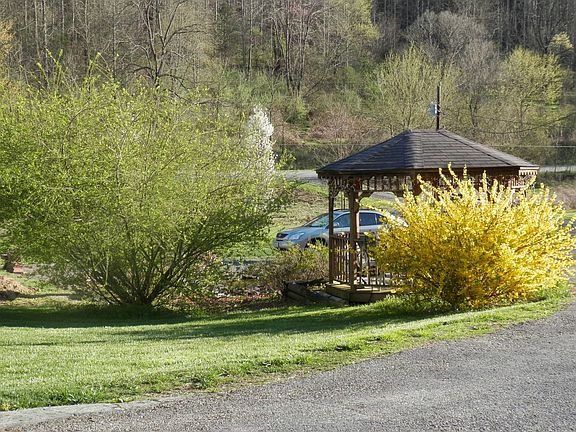 Enjoy the Peaceful Setting