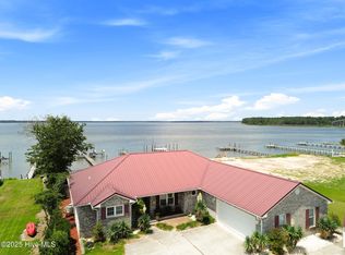132 Gemstone Drive, Sneads Ferry, NC 28460