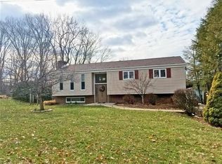 2713 College Park Rd, Allison Park, PA 15101