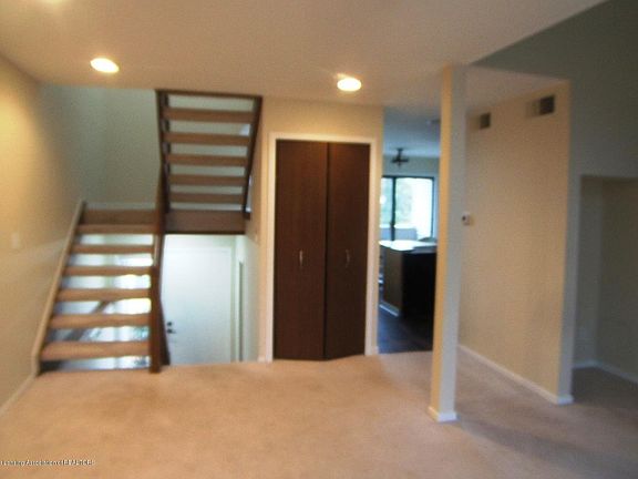 5th image of 2103 Fox Hollow Dr #74