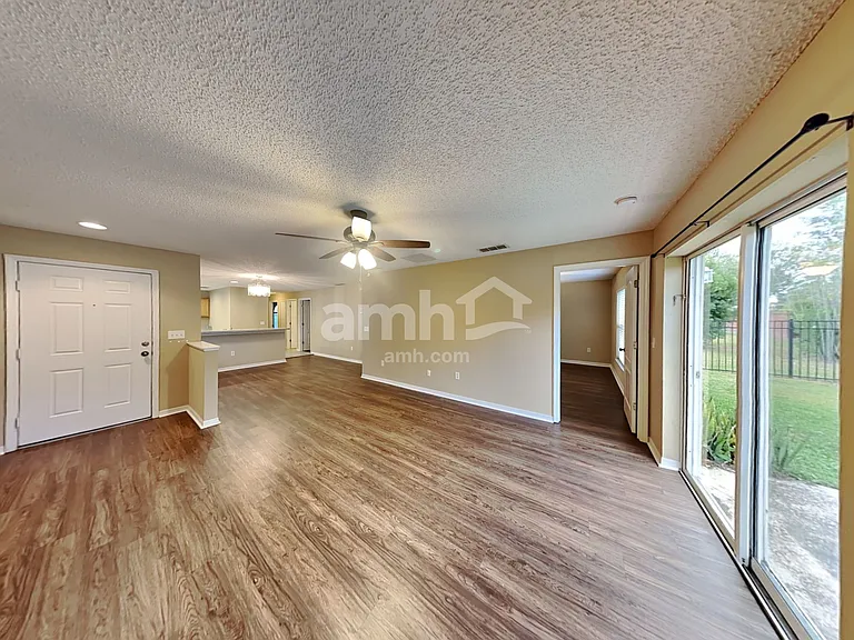 15333 Harrowgate Way — Photo 5
