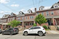 Fisk St-0805-001.jpg