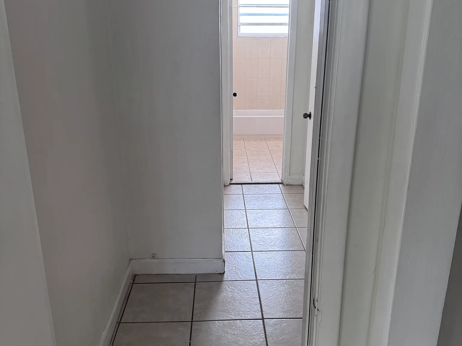 2 bed, $2,200 — Photo 4