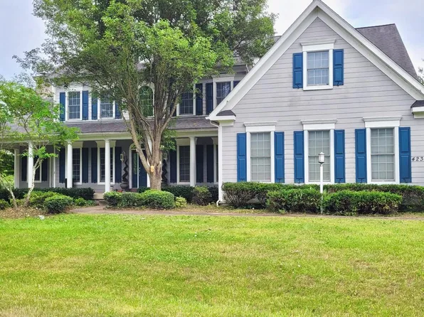 42365 Green Meadow Ln, Leesburg, VA 20176