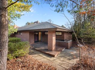 828 Green Tree Rd, Kohler, WI 53044