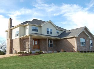 3306 Edgewater Dr, Kankakee, IL 60901