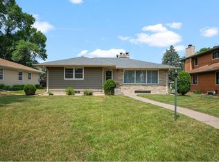 2601 Pahl Ave, Saint Anthony, MN 55418