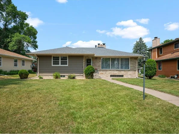 2601 Pahl Ave, Saint Anthony, MN 55418