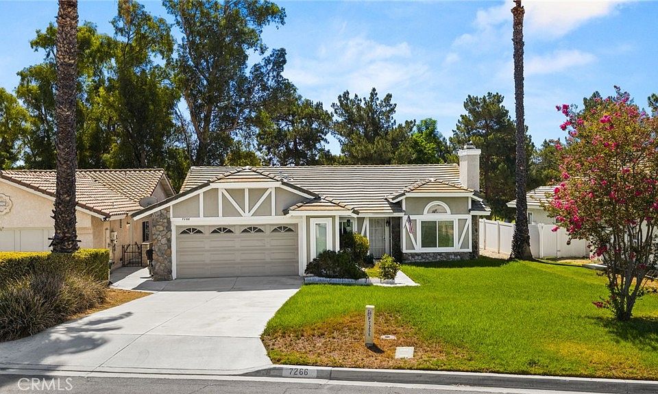 1st image of 7266 Linares Ave