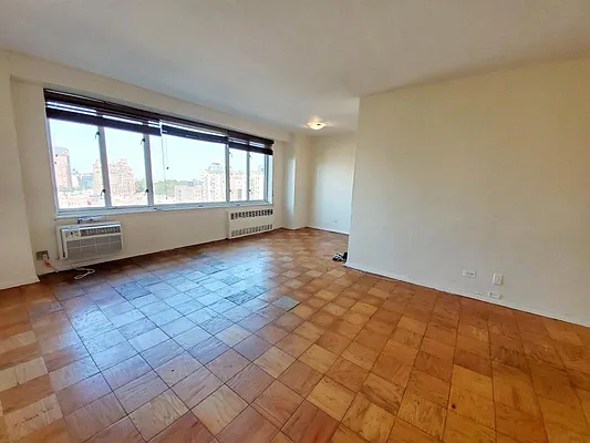 Rented by MEIER | media 7