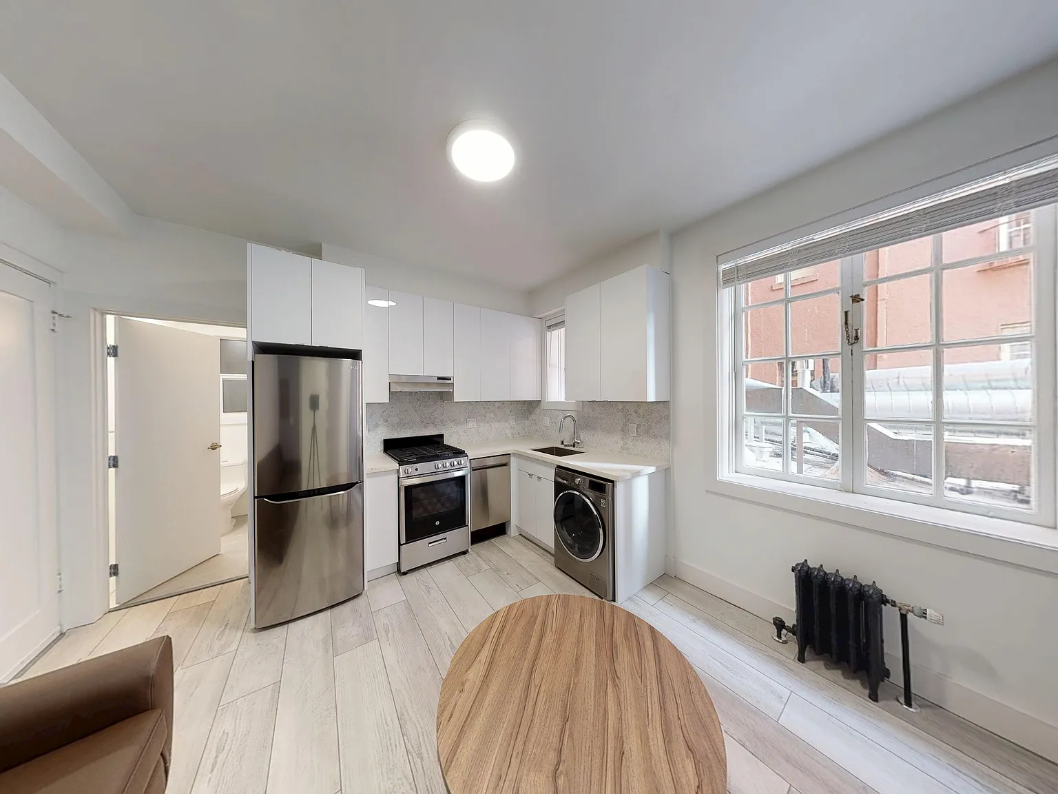 2500 Durant Avenue — Photo 2