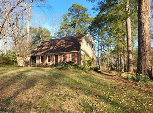 536 Kerry Lake Dr, Newport News, VA 23602