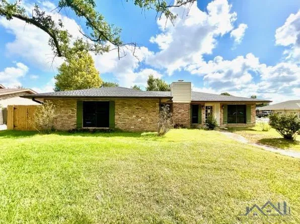 200 Pendleton Dr, Houma, LA 70360
