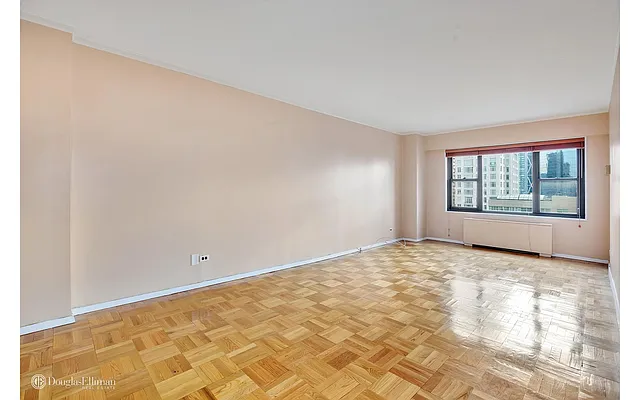 Rented by Douglas Elliman | media 22