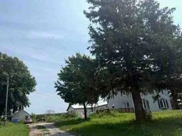1380 Stuart Rd, Stuart, IA 50250