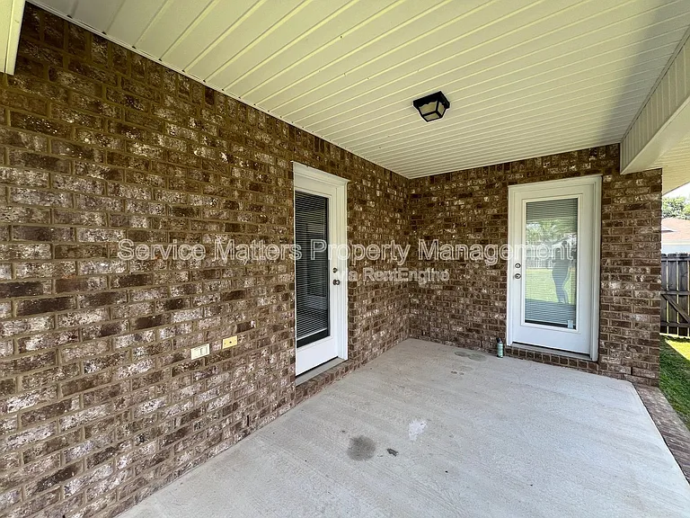 4496 Fiske St — Photo 37