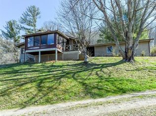 5152 Whitson Branch Rd, Green Mountain, NC 28740