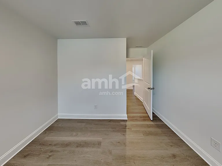 1208 Livengood Way — Photo 19