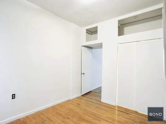 Rented by Bond New York | media 17