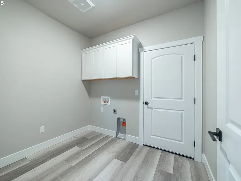 1635 Hayes St — Photo 4