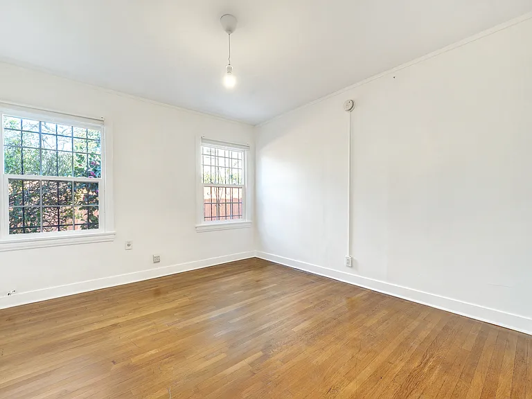 815 N Curson Ave — Photo 48