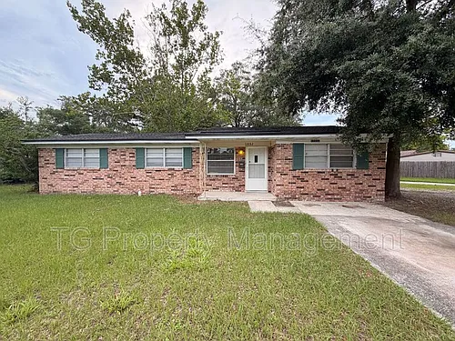 11032 Bluehill Dr Photo 1