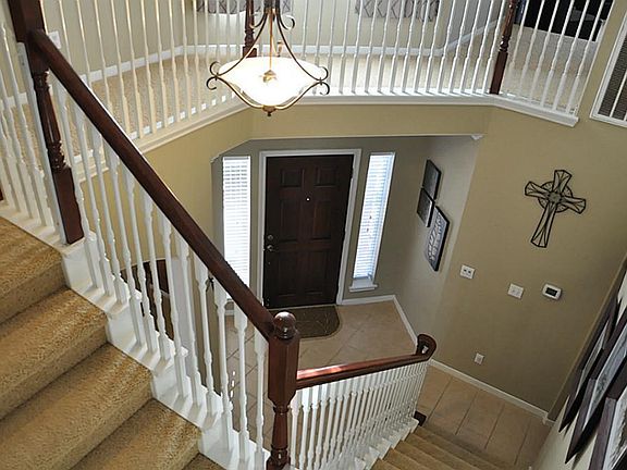 2nd image of 2279 Longspur Ln