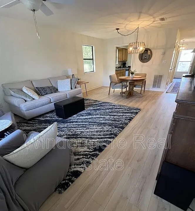 320 Volanta Ave