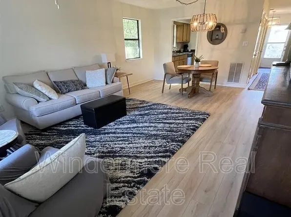 320 Volanta Ave, Fairhope, AL 36532