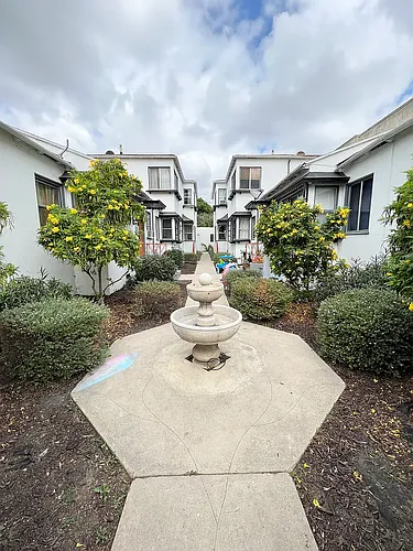 4117 W Adams Blvd #4121-D Photo 1