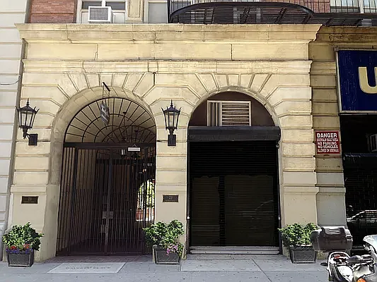 Rented by Corcoran | media 10