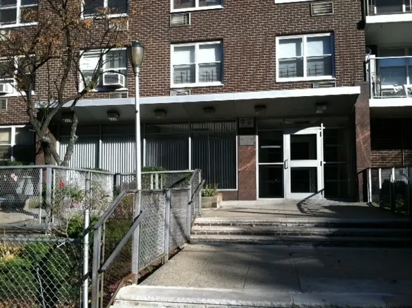 2550 Olinville Avenue