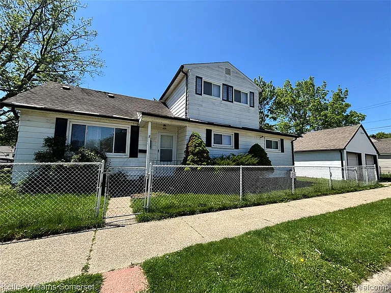 8145 Lozier Ave — Photo 1