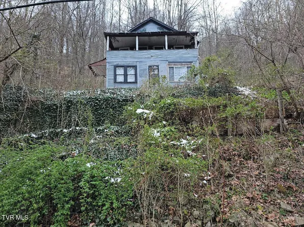 608 Park Ave, Appalachia, VA 24216