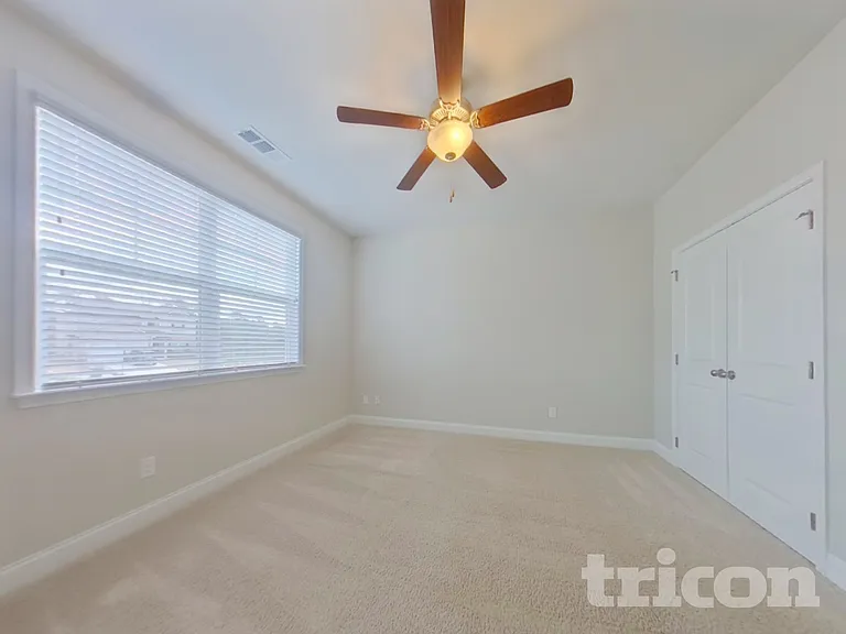80 Leyland Ct — Photo 10