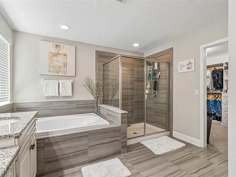 19328 Breynia Dr — Photo 37